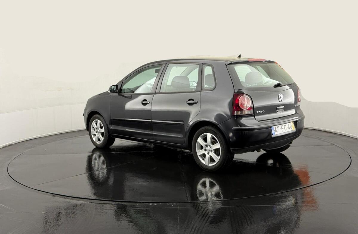 VOLKSWAGEN Polo 1.4 TDi Live+