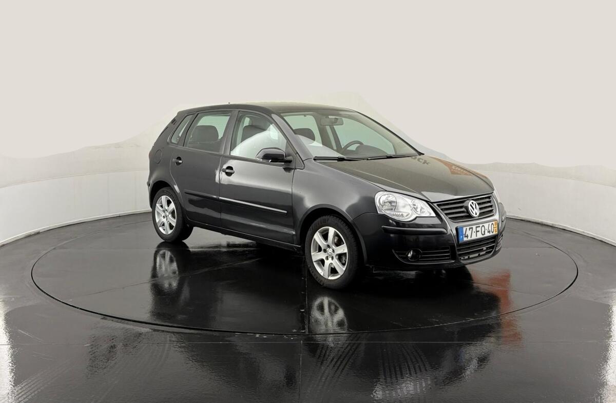 VOLKSWAGEN Polo 1.4 TDi Live+