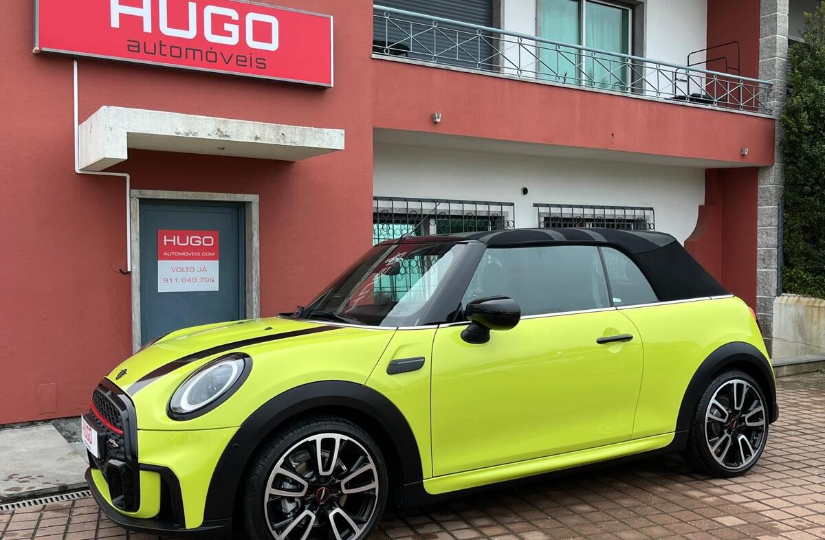 MINI Mini Cooper SE Essential