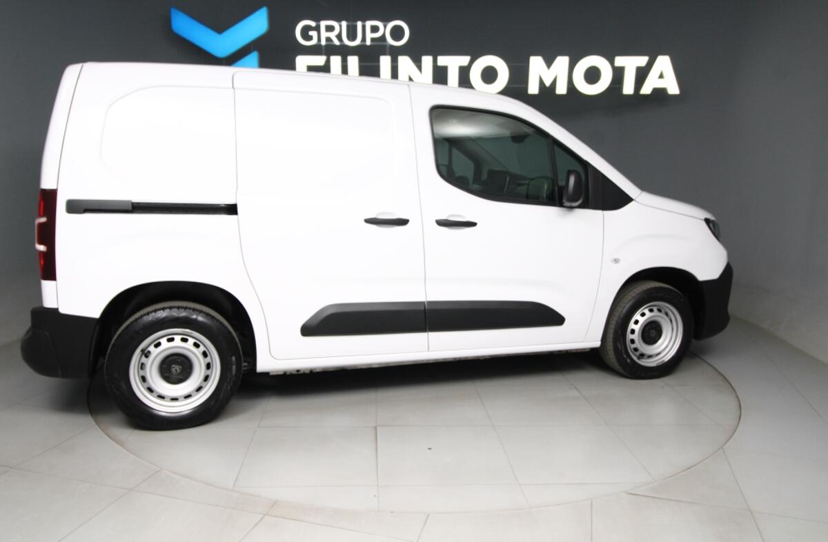 PEUGEOT Partner 1.5 BlueHDi Standard