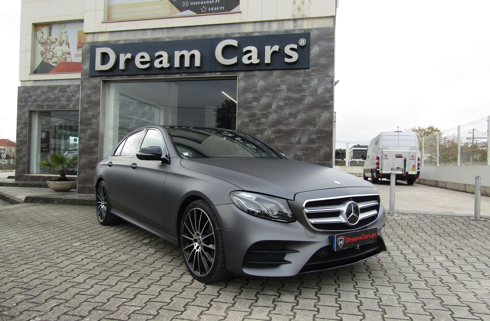 MERCEDES Classe E E 220 d AMG designo