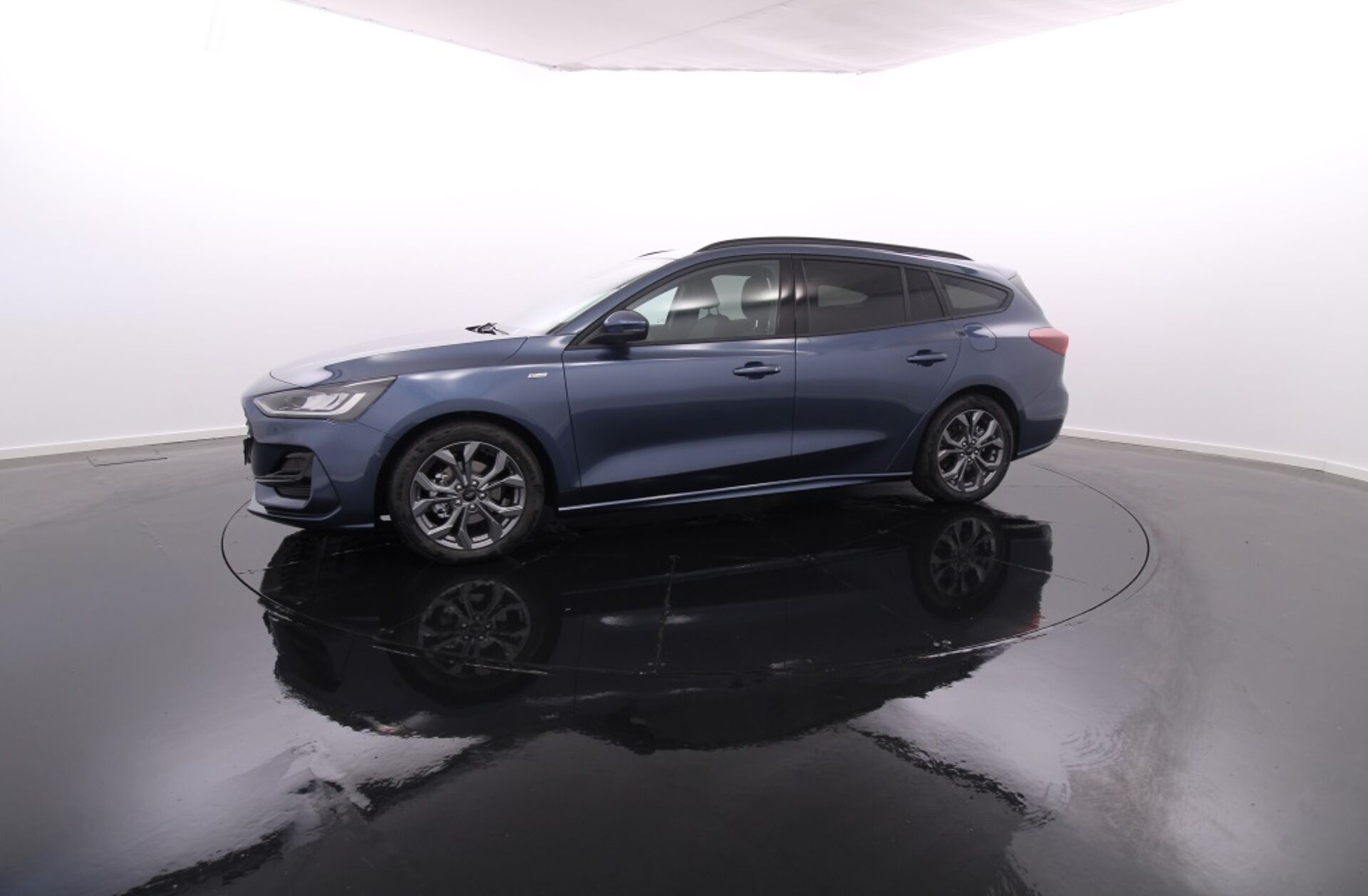 FORD Focus SW 1.5 TDCi EcoBlue ST-Line Aut.