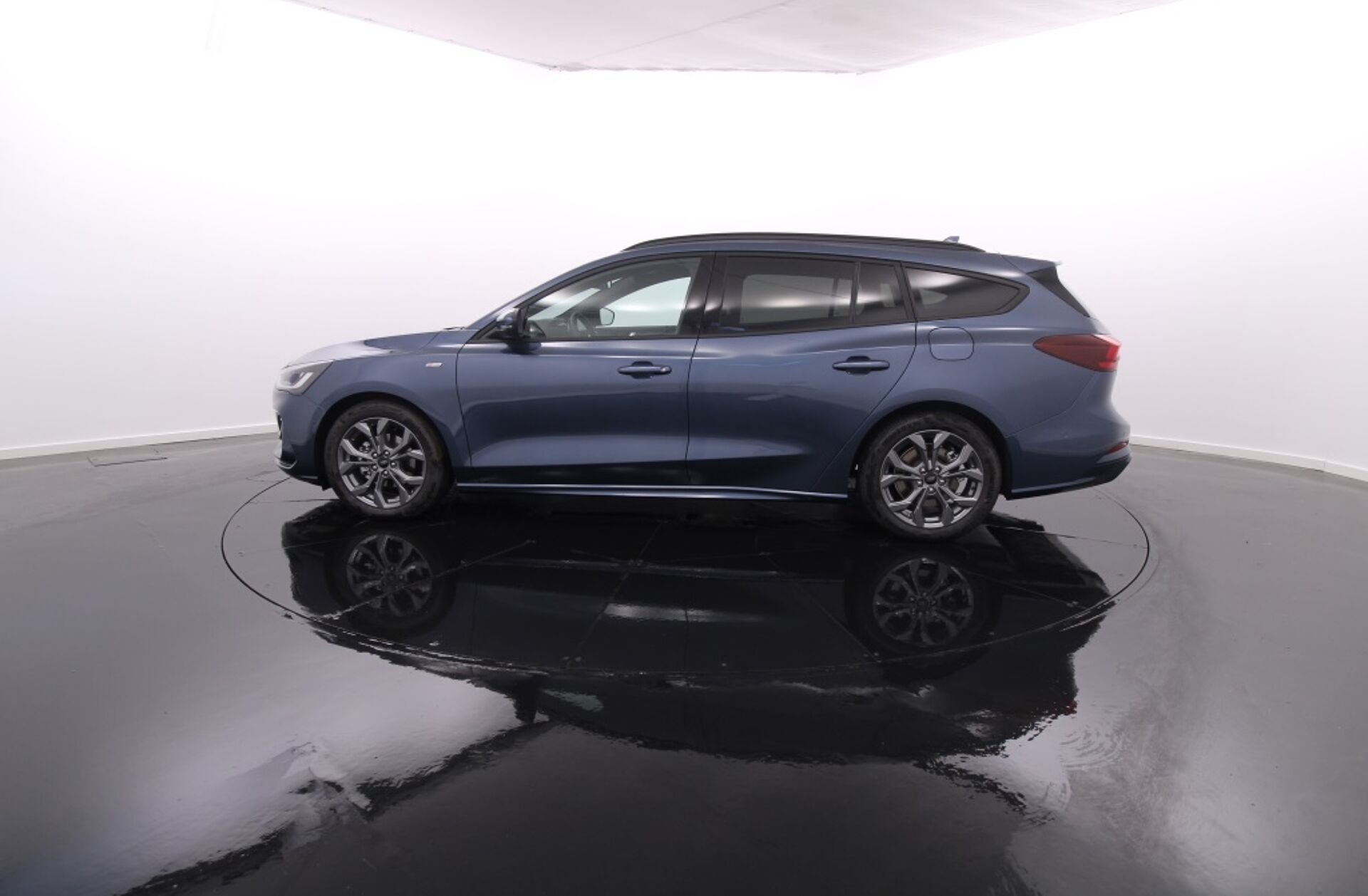 FORD Focus SW 1.5 TDCi EcoBlue ST-Line Aut.