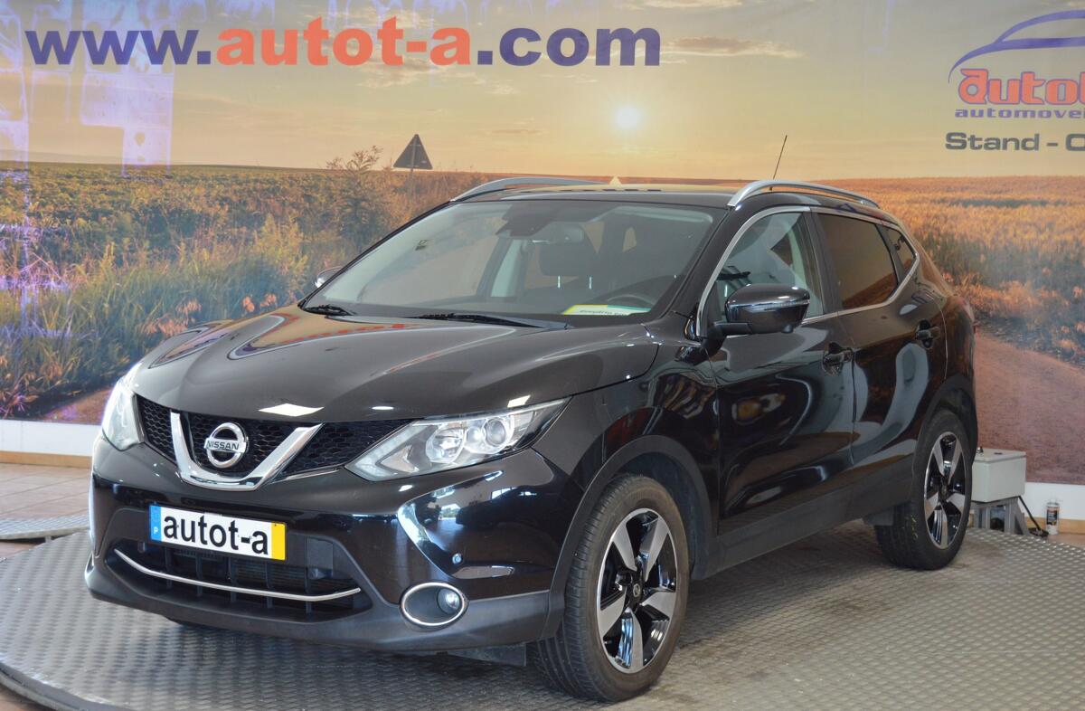NISSAN Qashqai 1.2 DIG-T N-Connecta 18