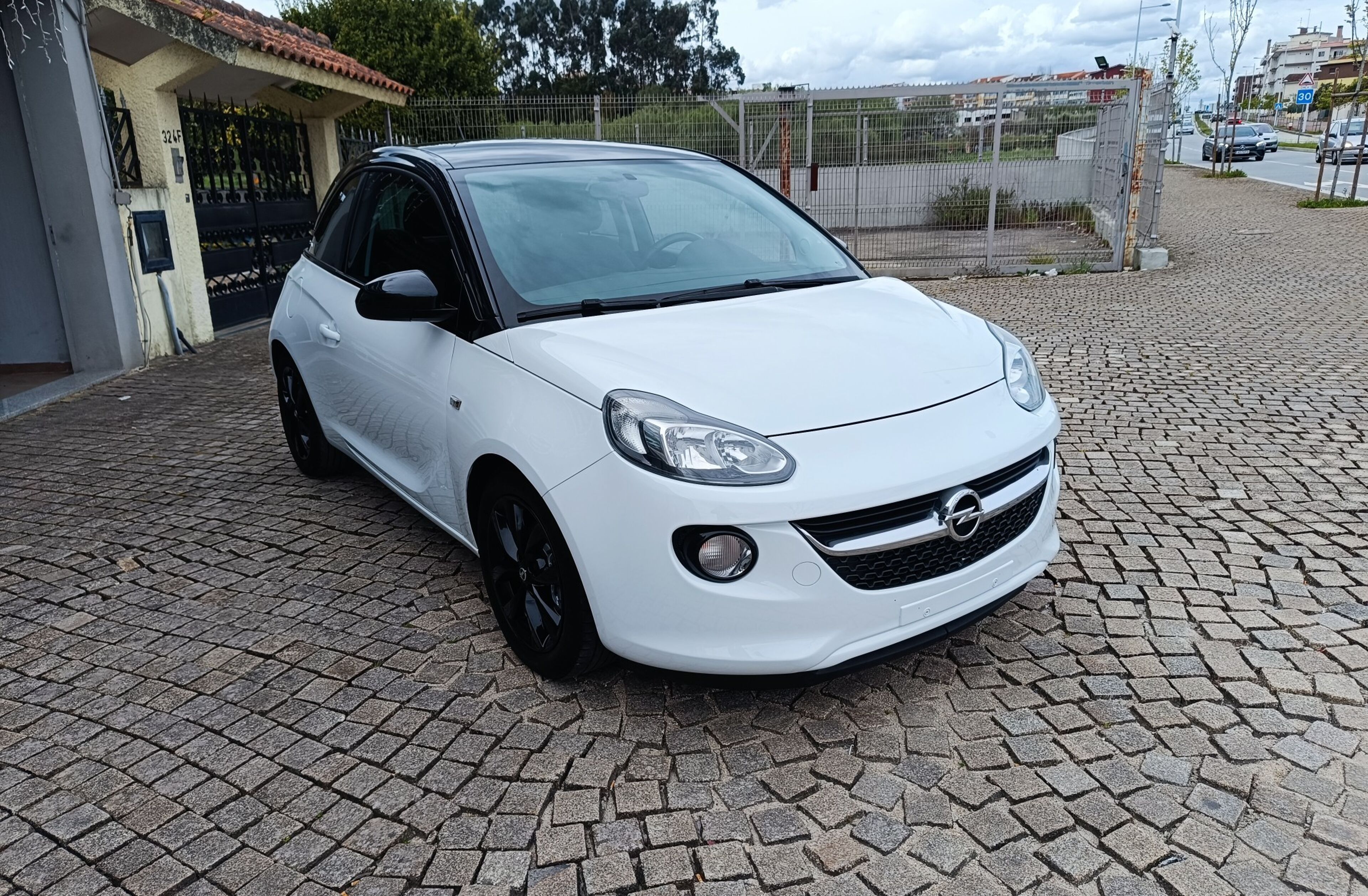OPEL Adam 1.2 Jam J18