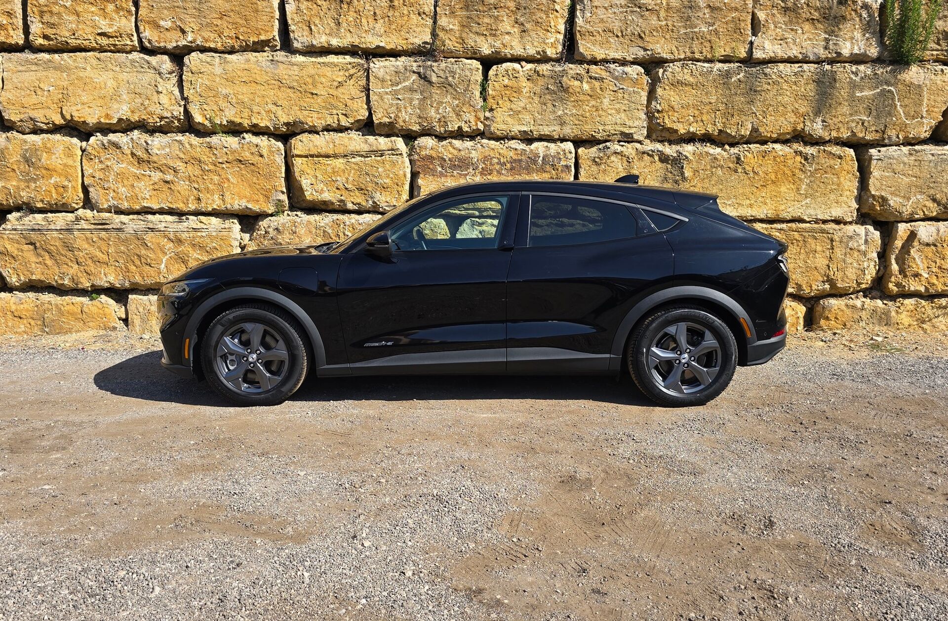 FORD Mustang Mach-E Alargada