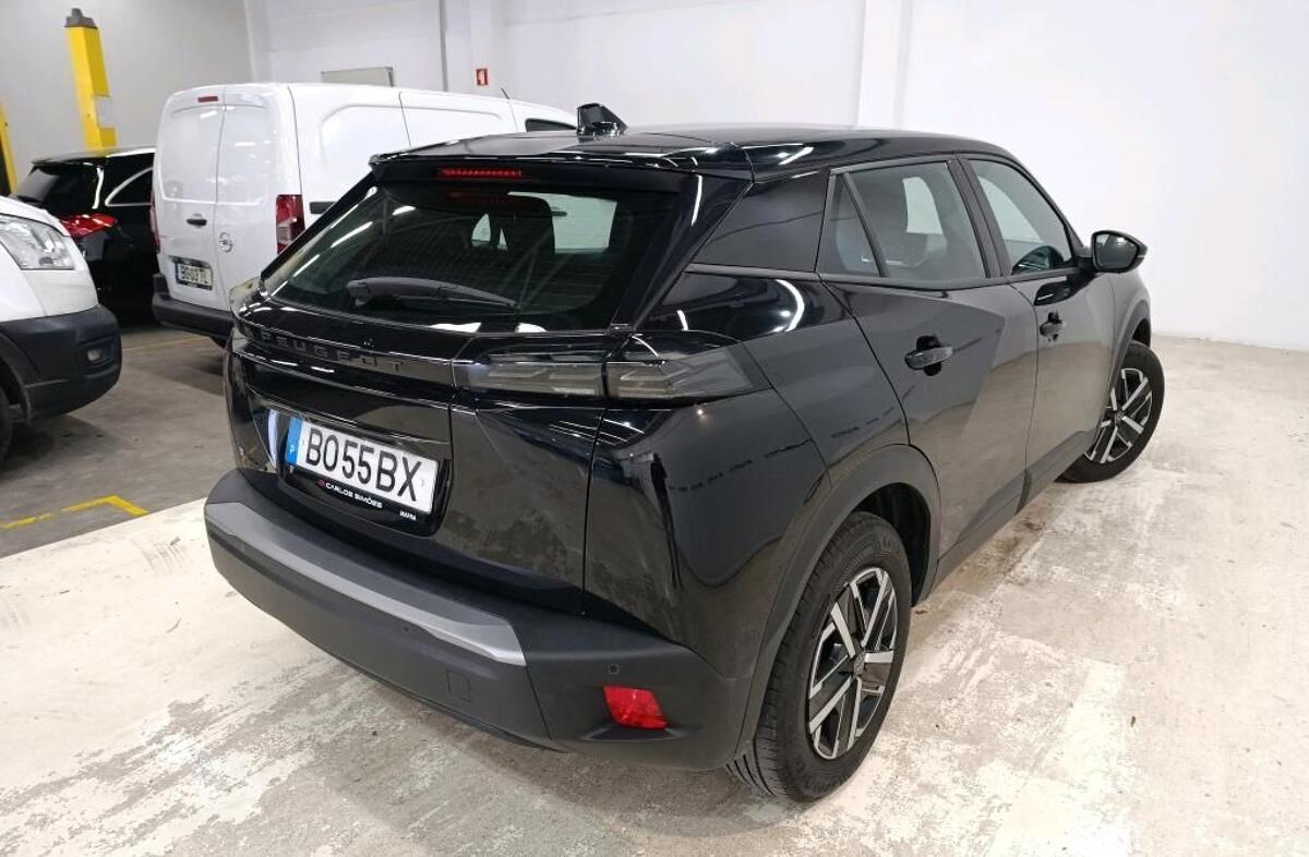 PEUGEOT 2008 e- 54 kWh Active