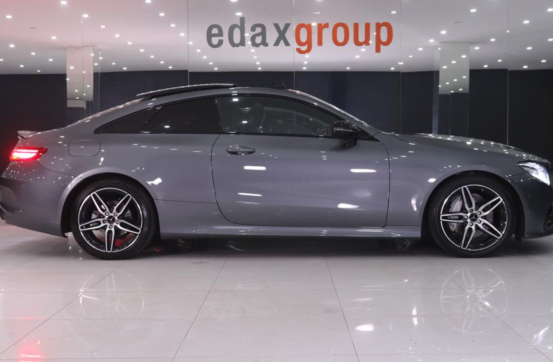 MERCEDES Classe E E 220 d  AMG Line