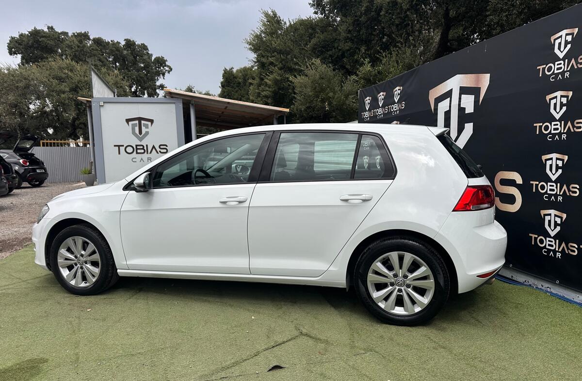 VOLKSWAGEN Golf 1.6 TDi BlueMotion Confortline