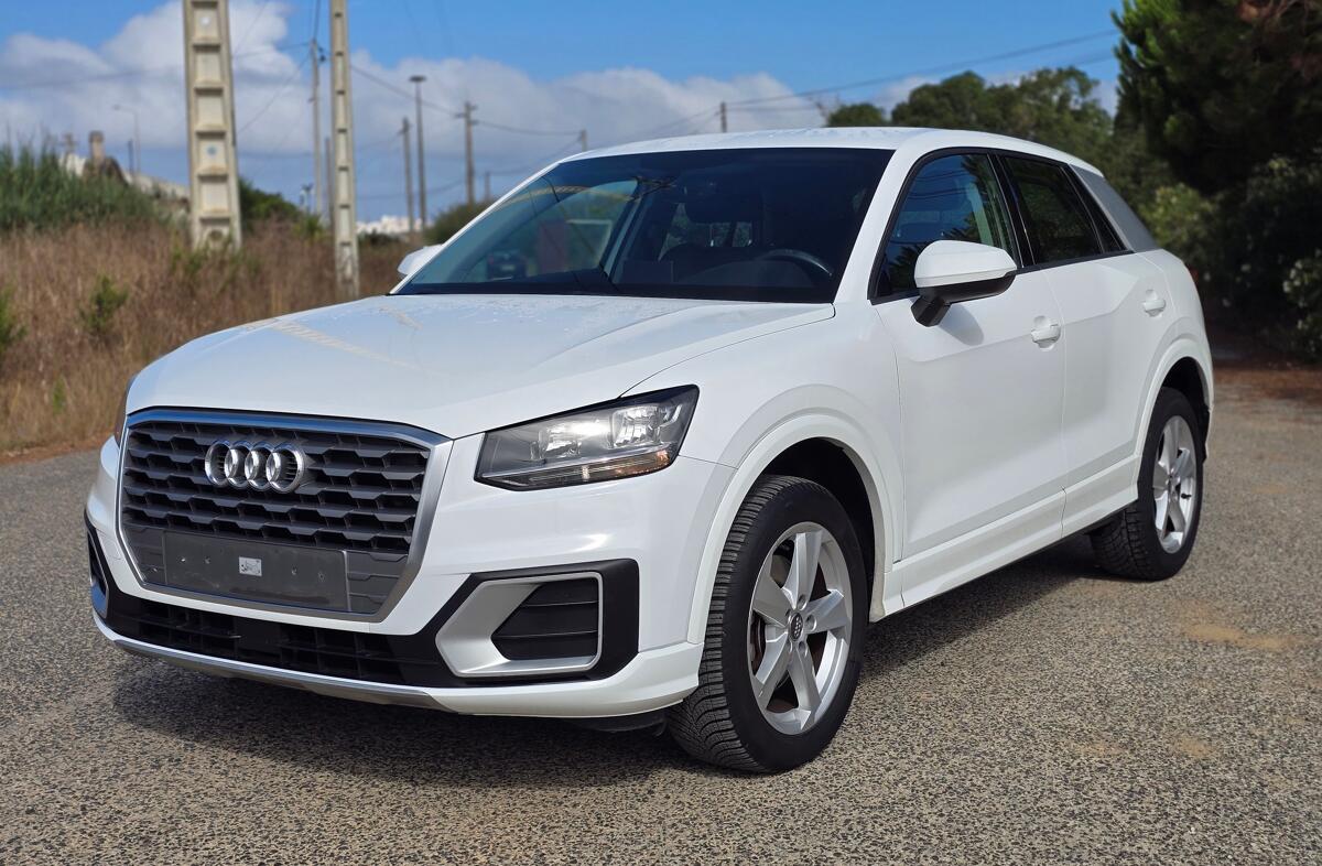 AUDI Q2 30 TDI Sport