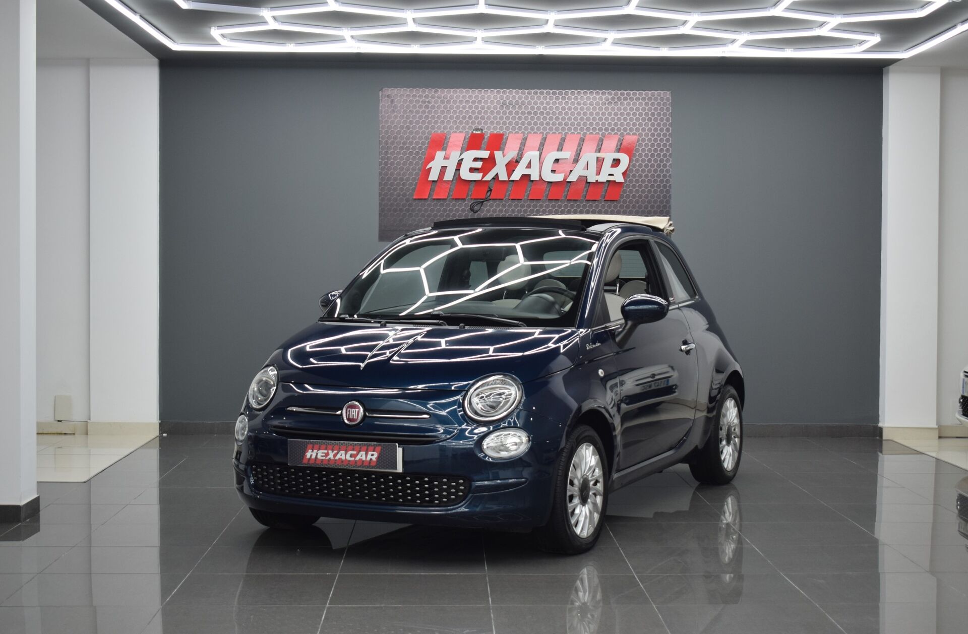 FIAT 500 C 1.0 Hybrid Dolcevita