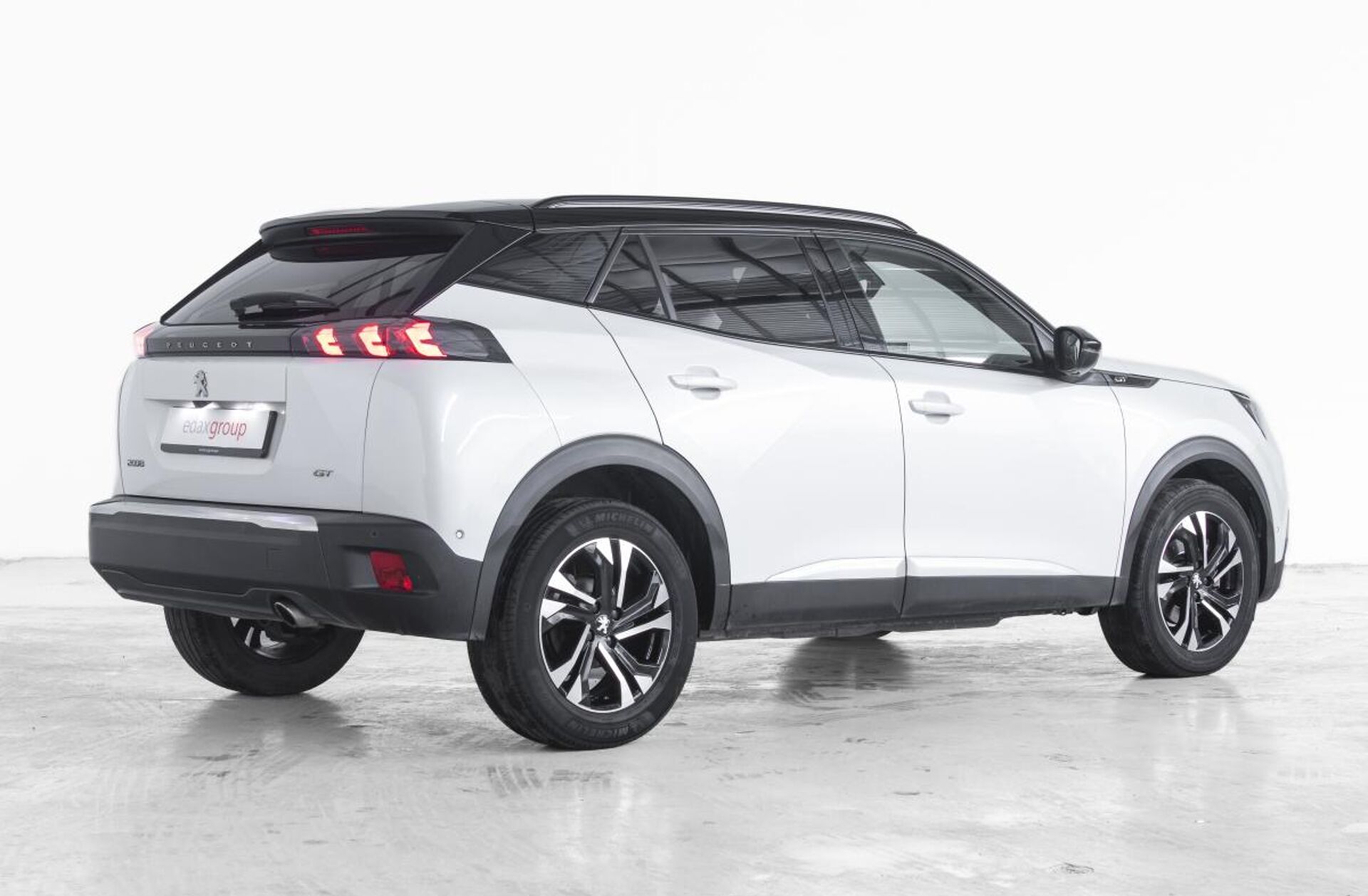 PEUGEOT 2008 1.5 BlueHDi GT EAT8