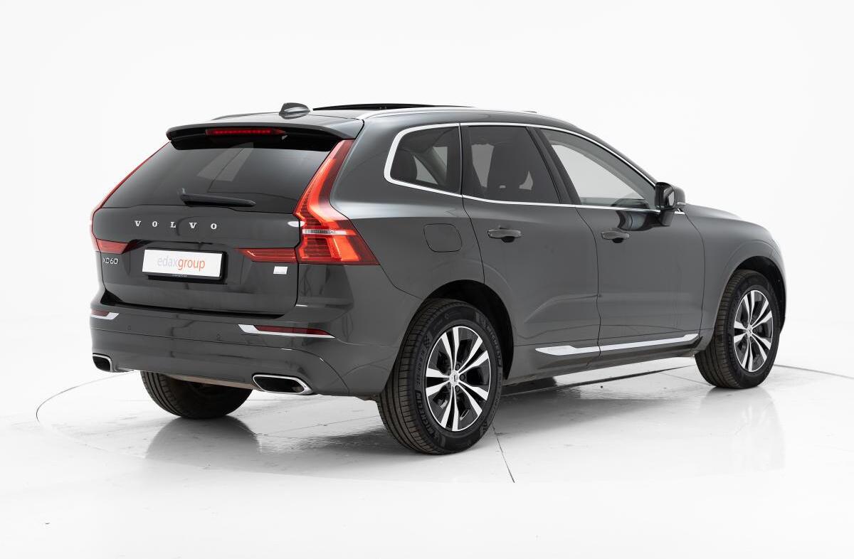VOLVO XC60 2.0 T8 PHEV Inscription Expression AWD