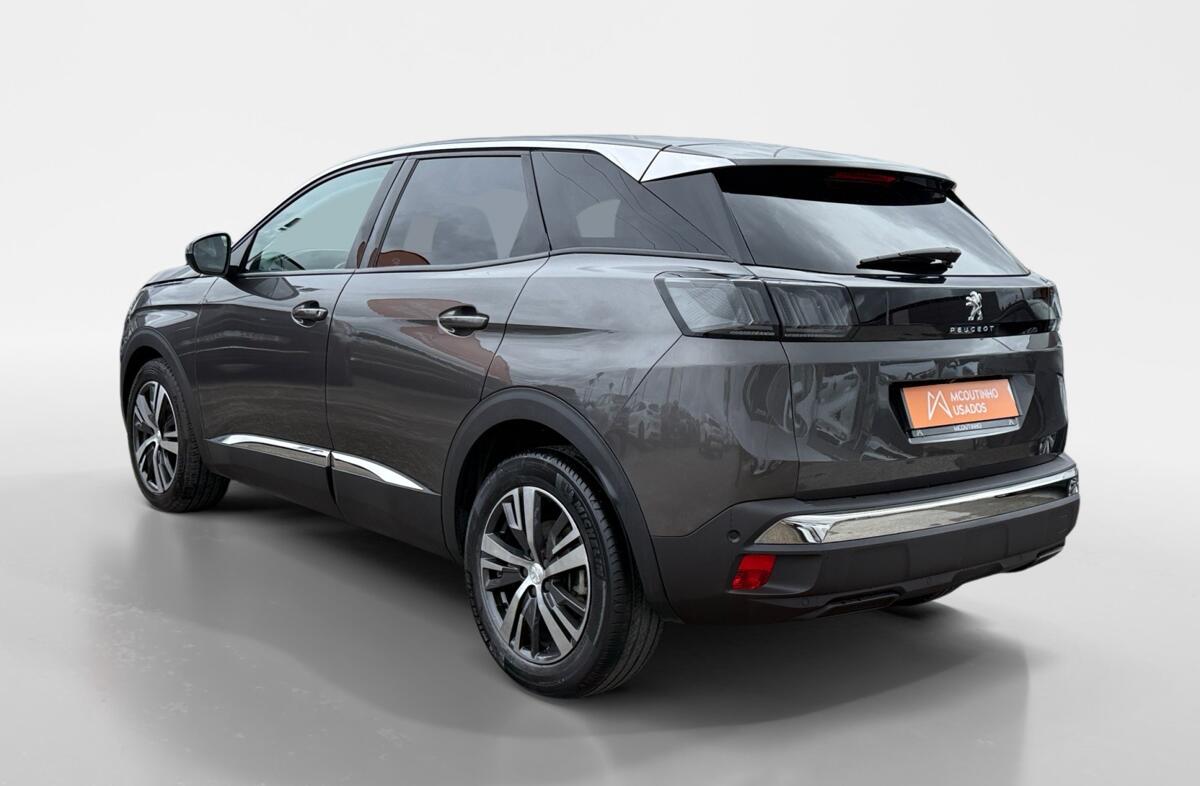 PEUGEOT 3008 1.5 BlueHDi Allure