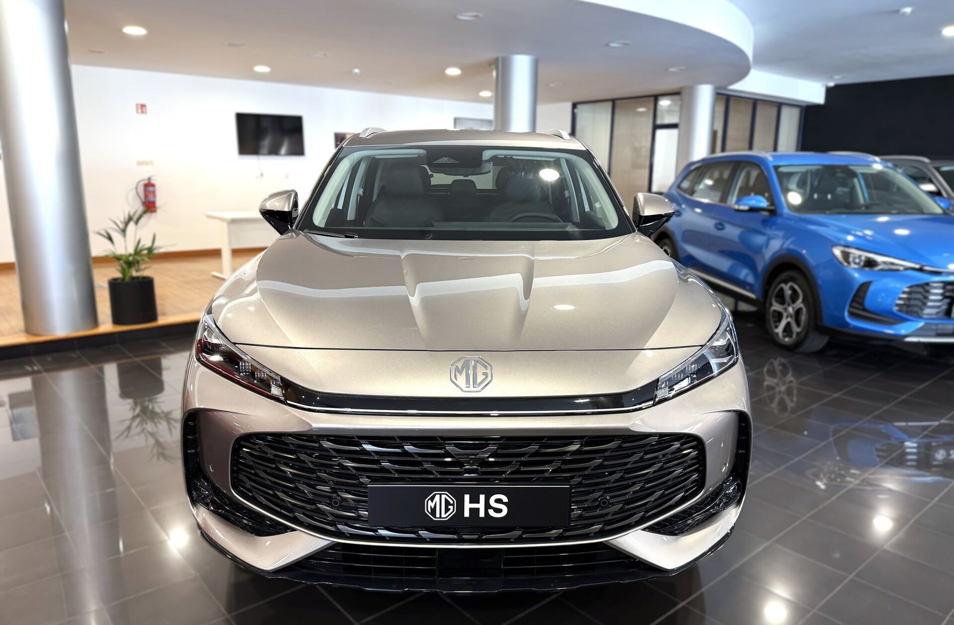 MG HS 1.5 T Luxury AT