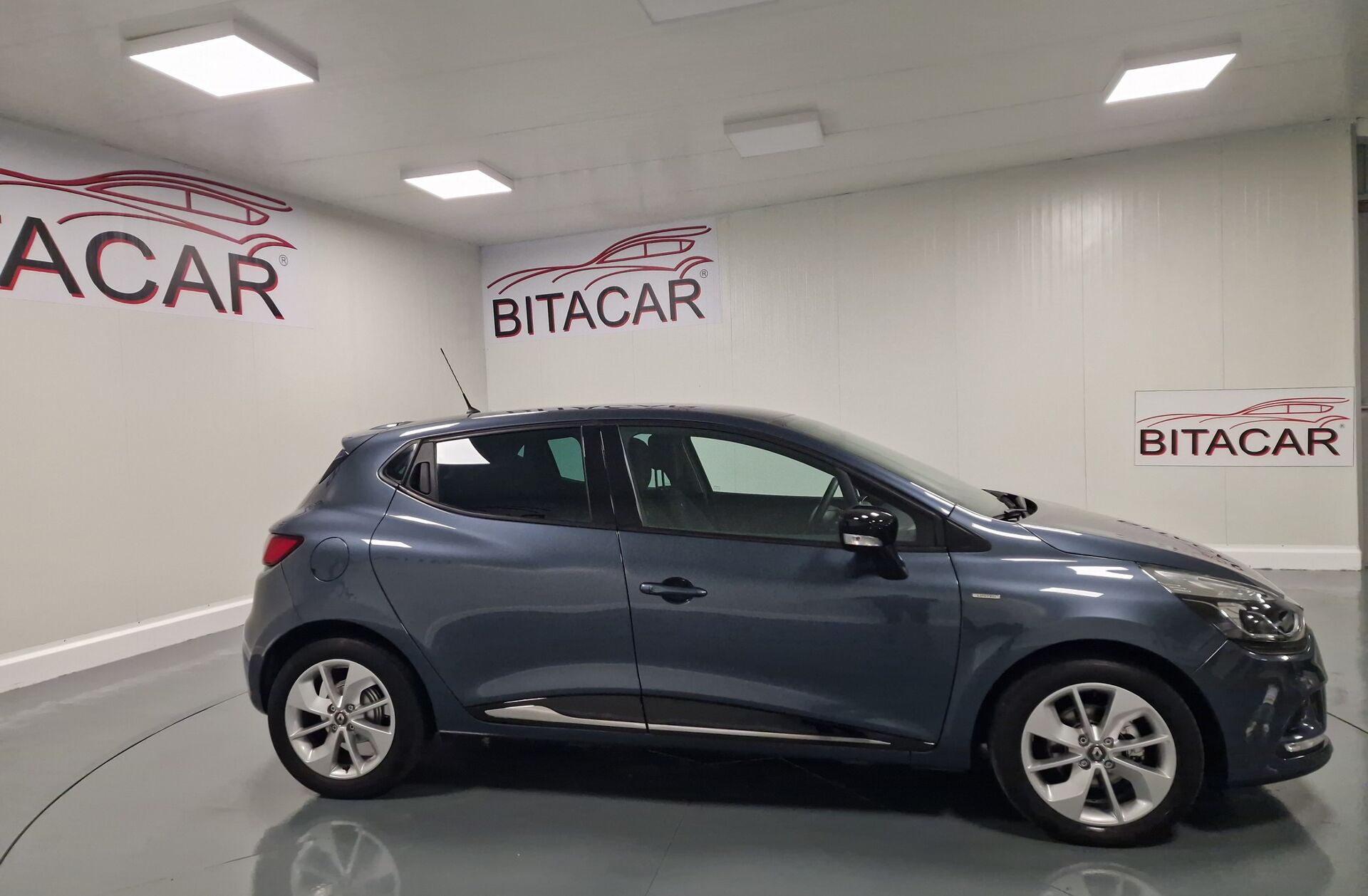 RENAULT Clio 1.5 dCi Limited