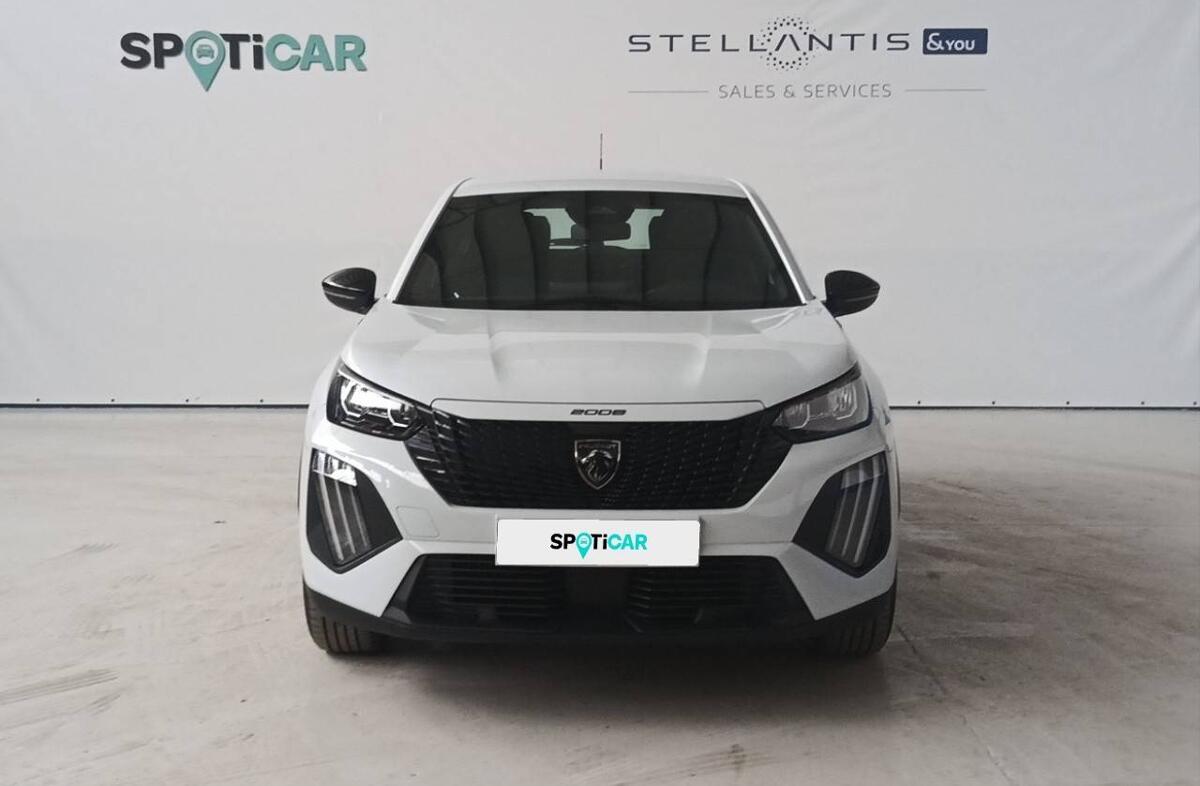 PEUGEOT 2008 1.2 PureTech Style