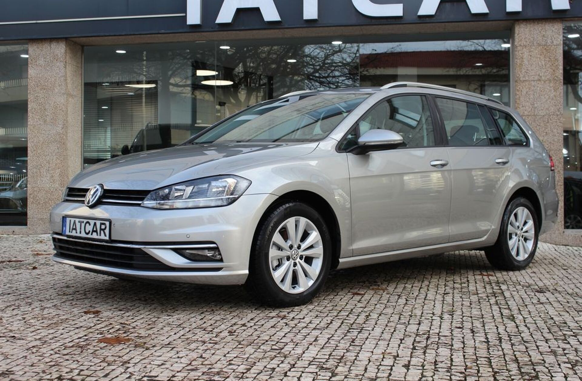VOLKSWAGEN Golf 1.6 TDi Trendline