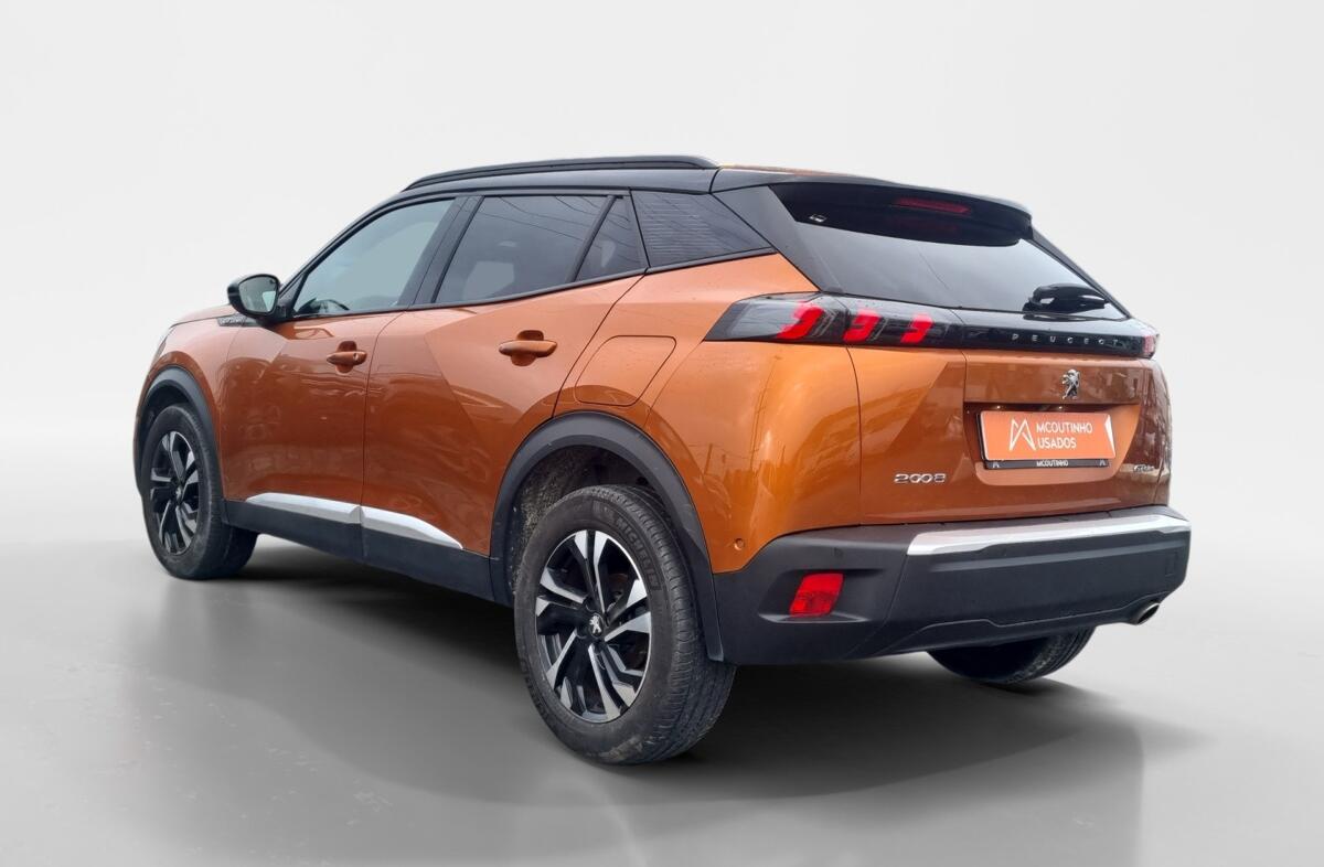 PEUGEOT 2008 1.5 BlueHDi GT Line EAT8