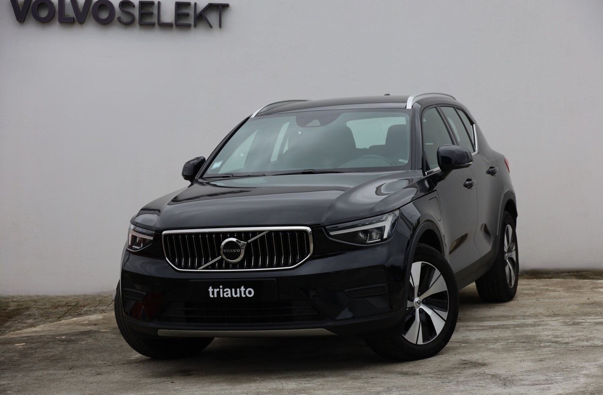 VOLVO XC40 1.5 T4 PHEV Plus Bright