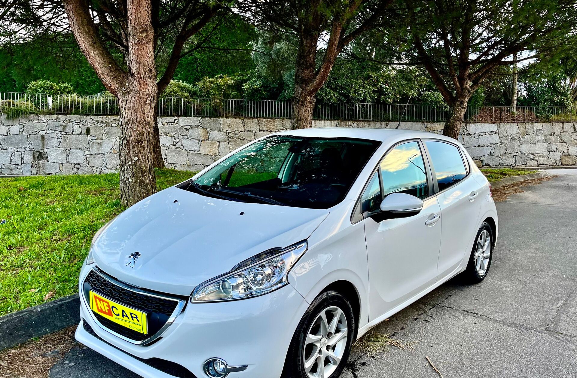 PEUGEOT 208 1.4 VTi Active