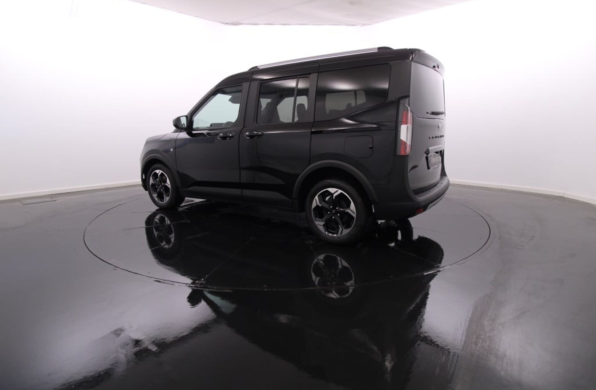 FORD Courier Tourneo 1.0 EcoBoost Active