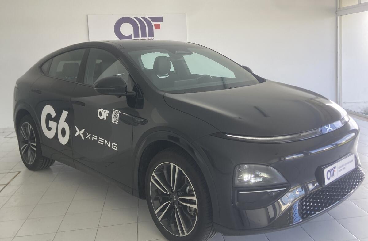 XPENG G6 66 kWh Standard Range