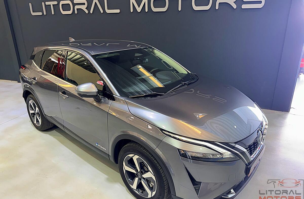 NISSAN Qashqai 1.3 DIG-T N-Connecta LED Xtronic