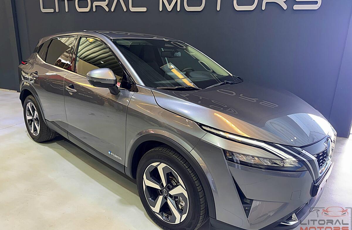 NISSAN Qashqai 1.3 DIG-T N-Connecta LED Xtronic