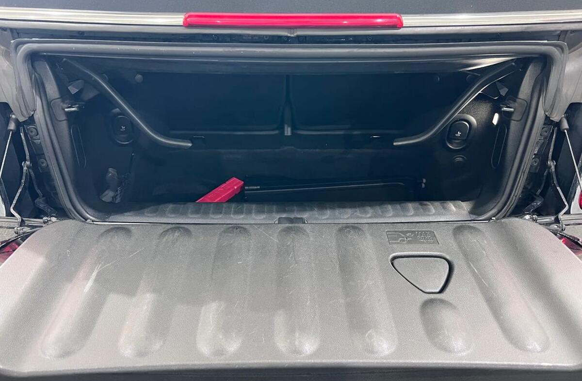 MINI Mini Cooper Premium Mini Yours Auto