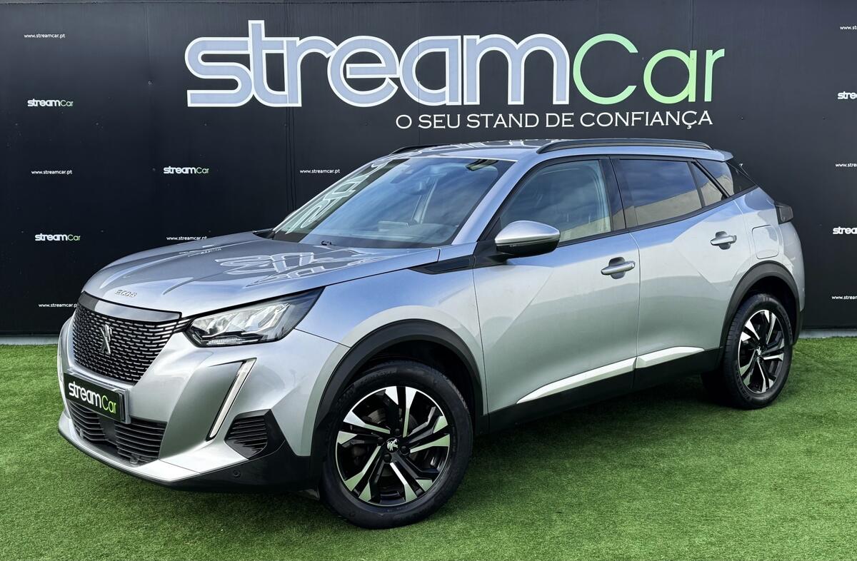 PEUGEOT 2008 1.2 PureTech Allure EAT8