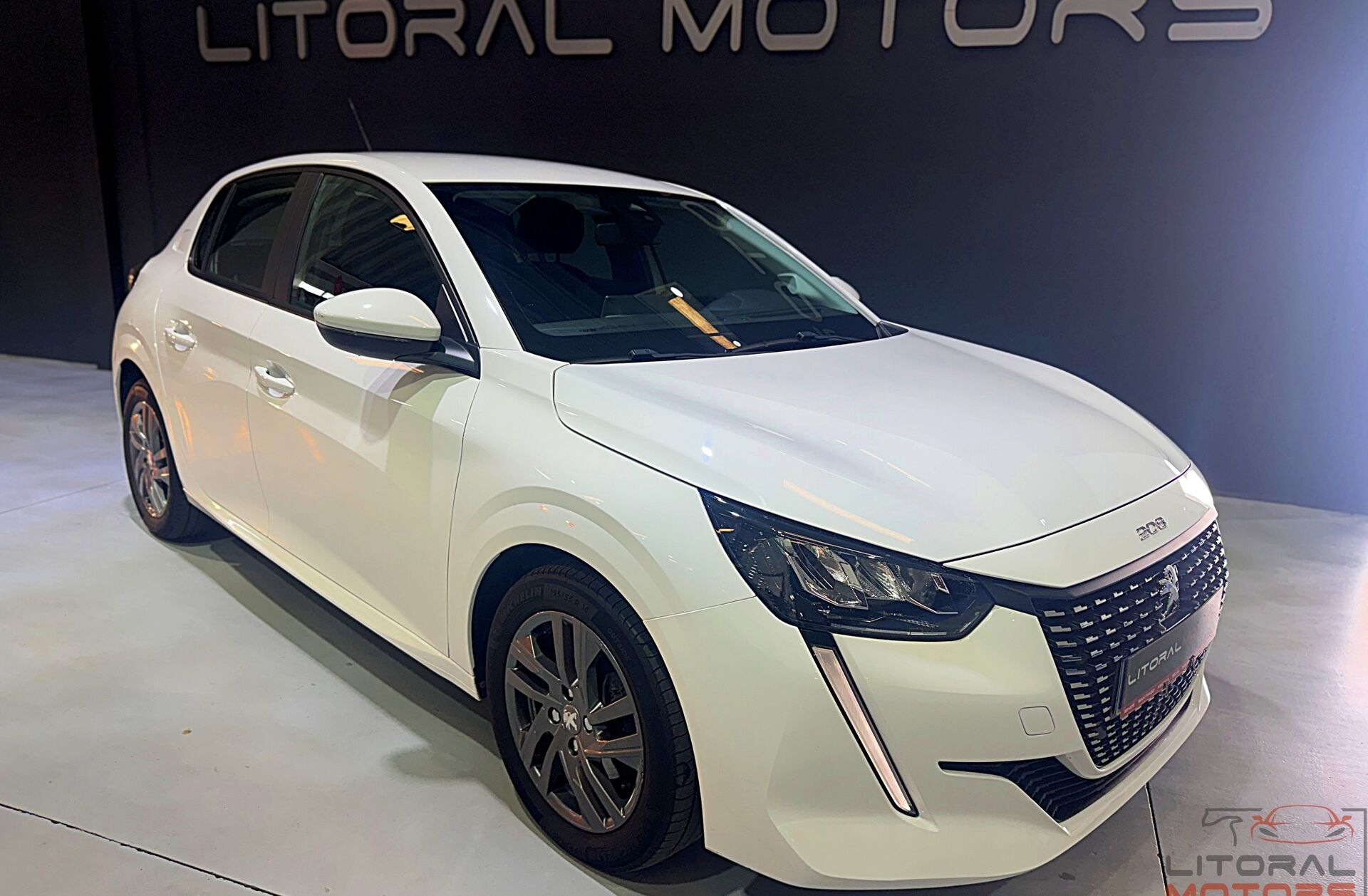 PEUGEOT 208 1.2 PureTech Active Pack