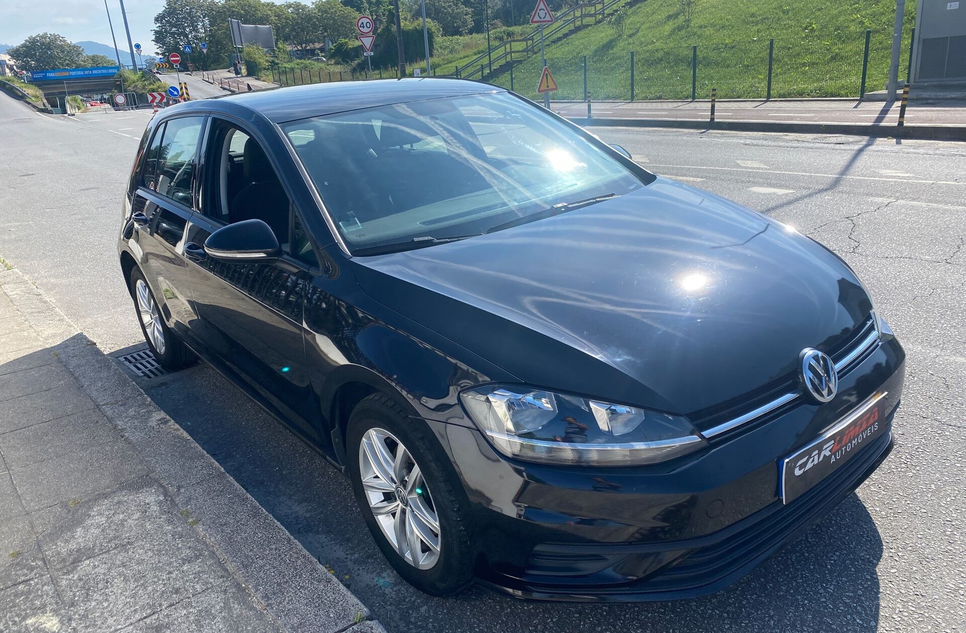 VOLKSWAGEN Golf 1.6 TDI Confortline