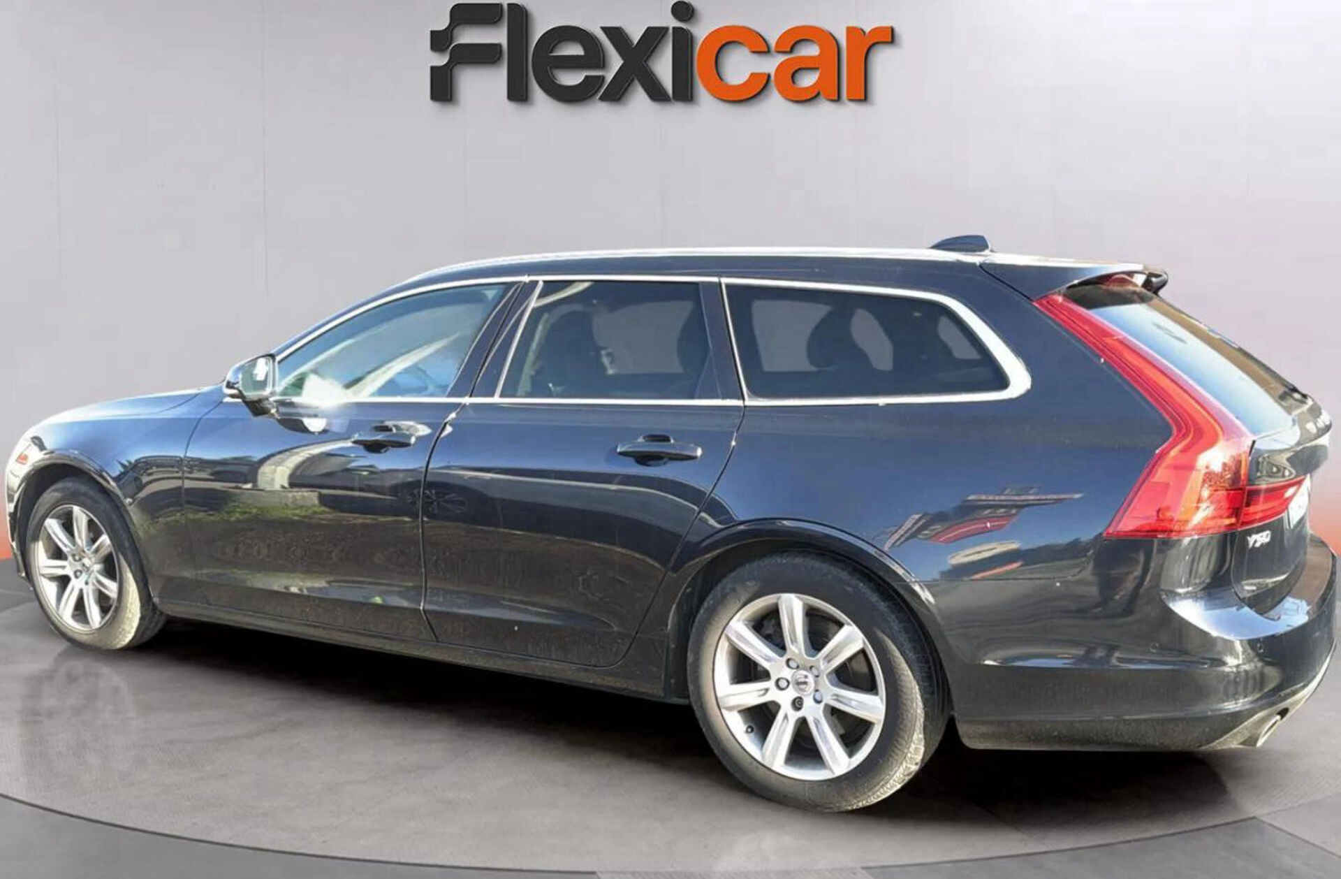 VOLVO V90 2.0 D4 Momentum Geartronic