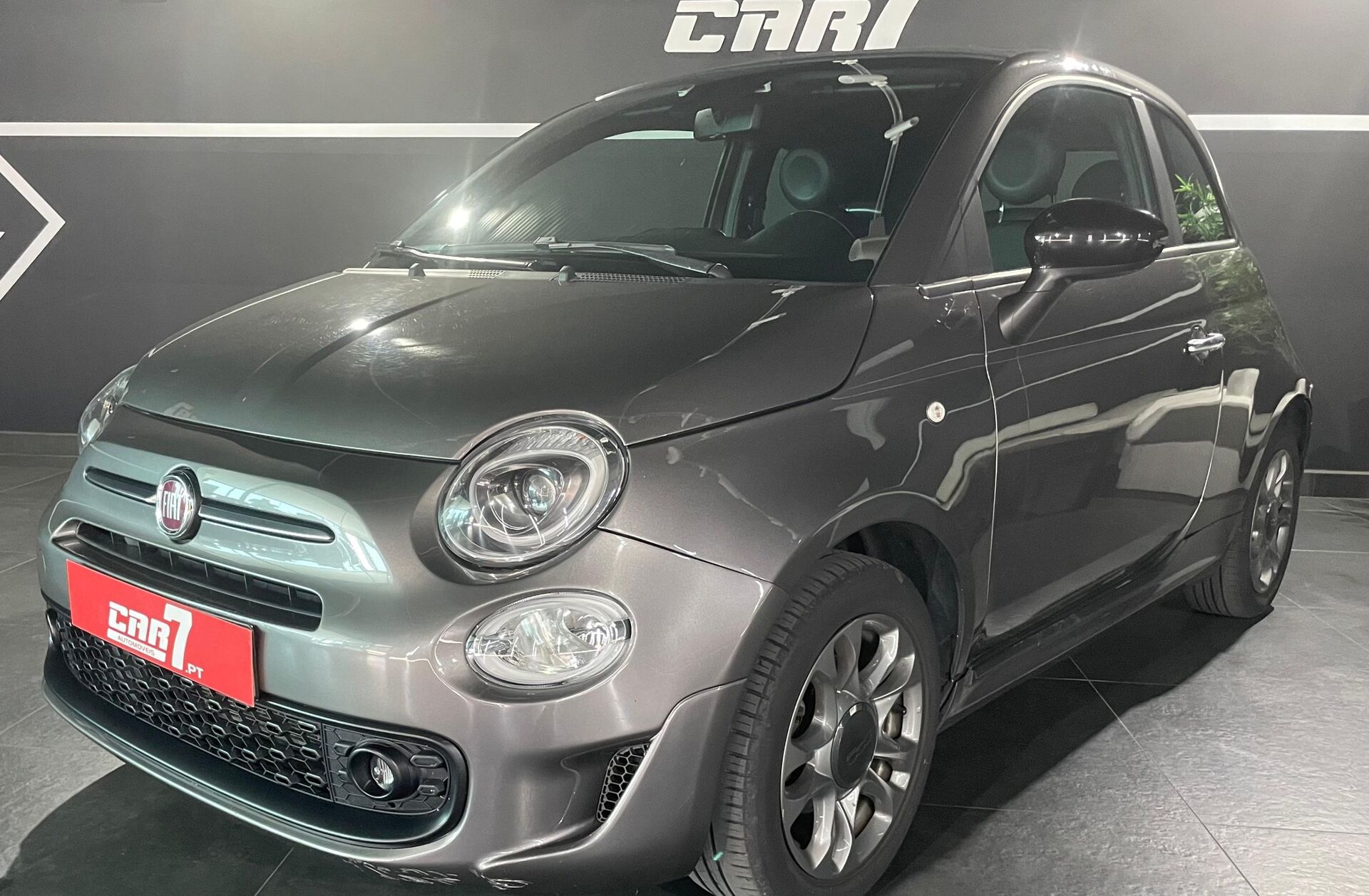 FIAT 500 C 1.0 Hybrid Connect
