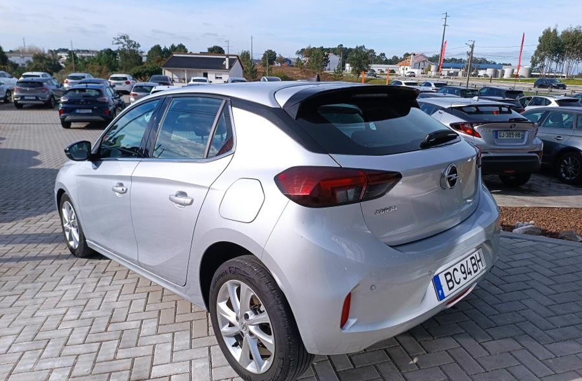 OPEL Corsa 1.2 Edition