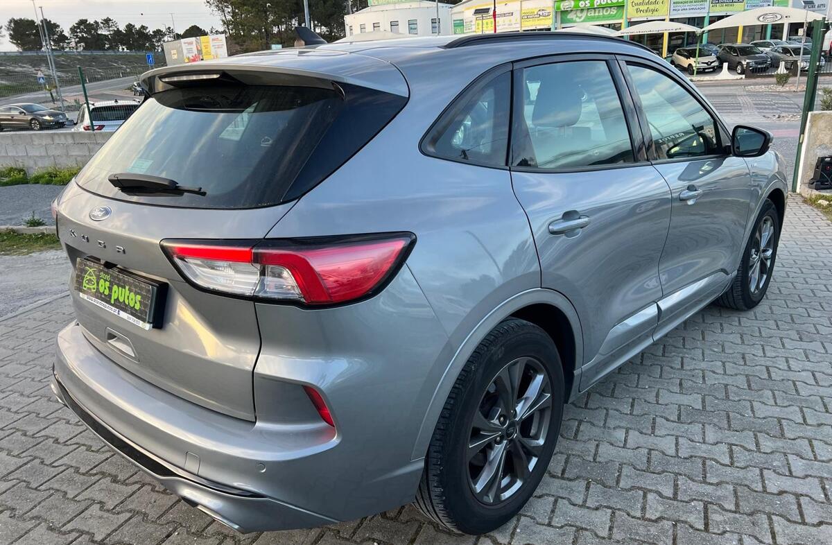 FORD Kuga 1.5 EcoBoost ST-Line