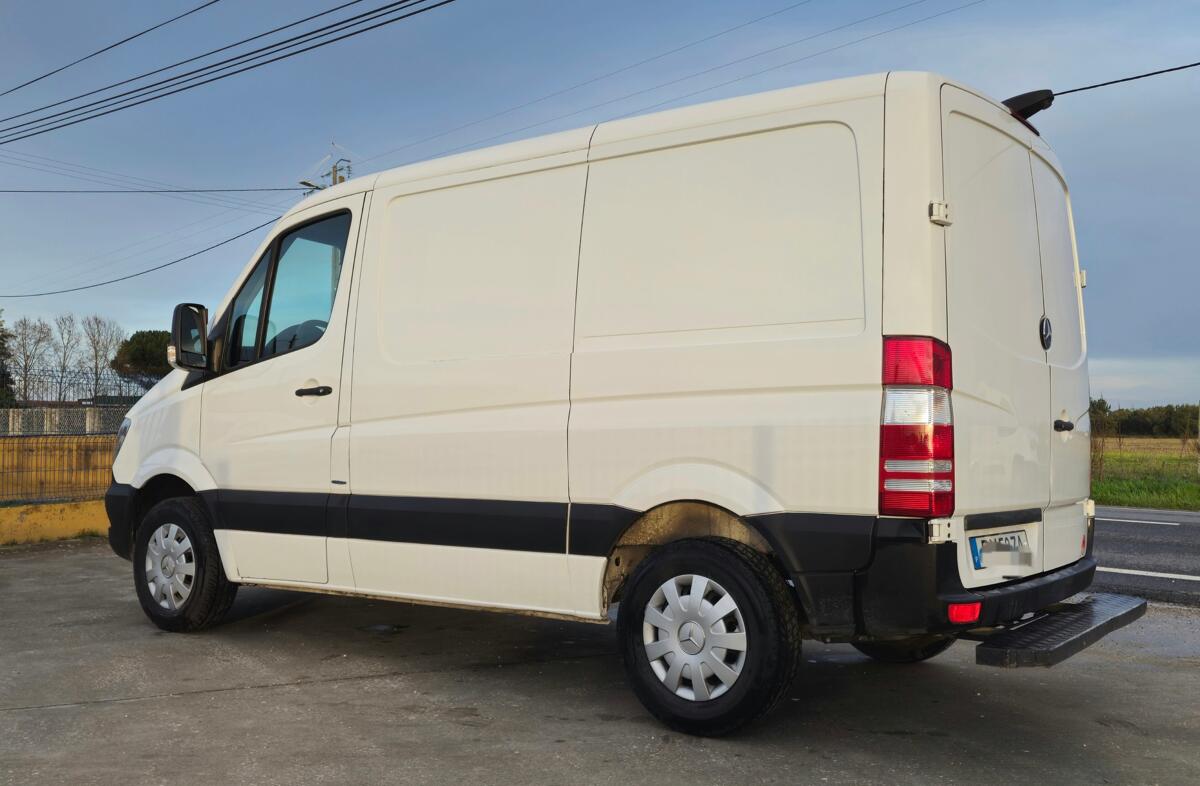 MERCEDES Sprinter 210 CDI/32