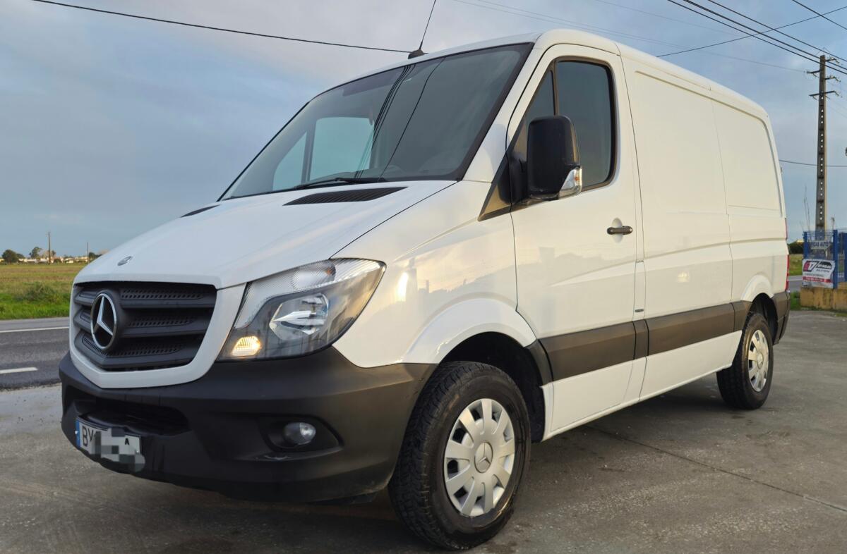 MERCEDES Sprinter 210 CDI/32