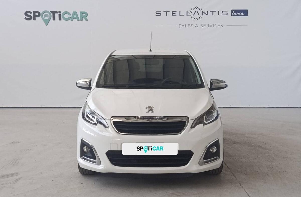 PEUGEOT 108 1.0 VTi Style