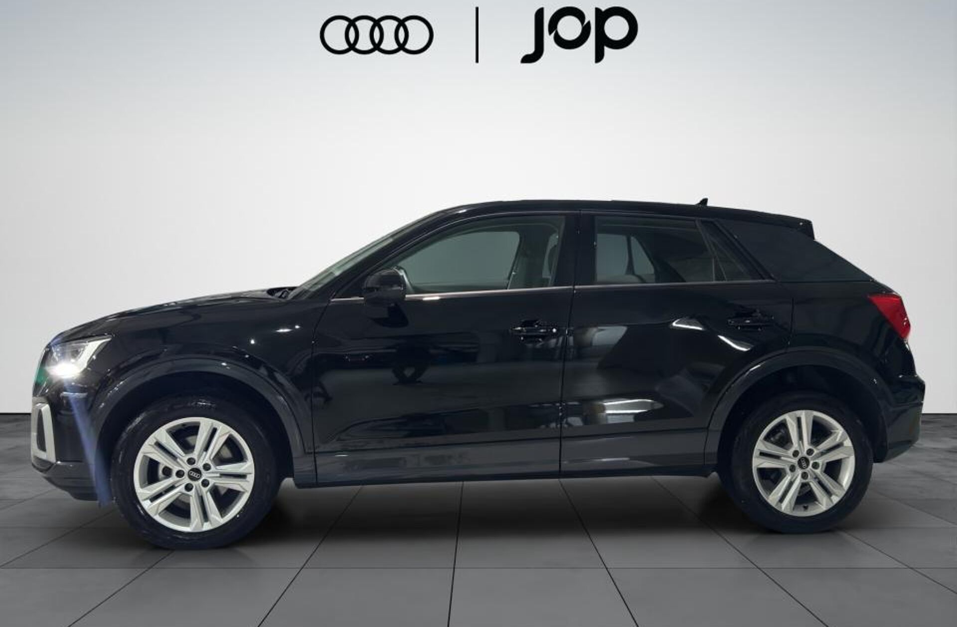 AUDI Q2 30 TFSI Advanced