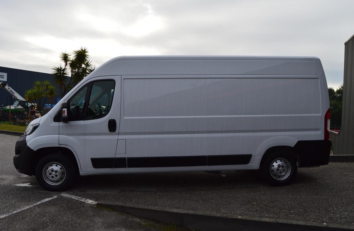 PEUGEOT Boxer 2.2 BlueHDi 333 L2 CD