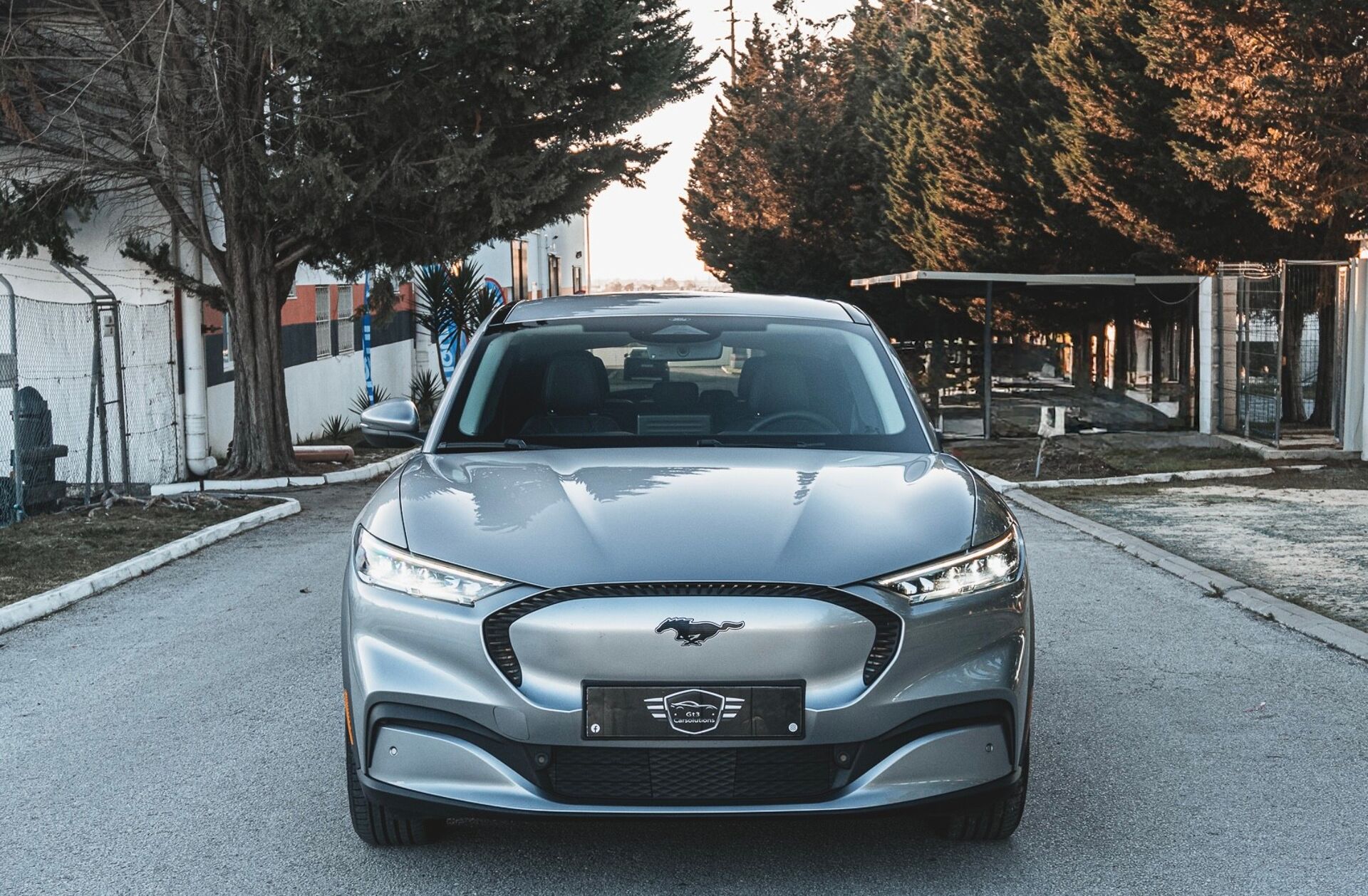 FORD Mustang Mach-E Alargada