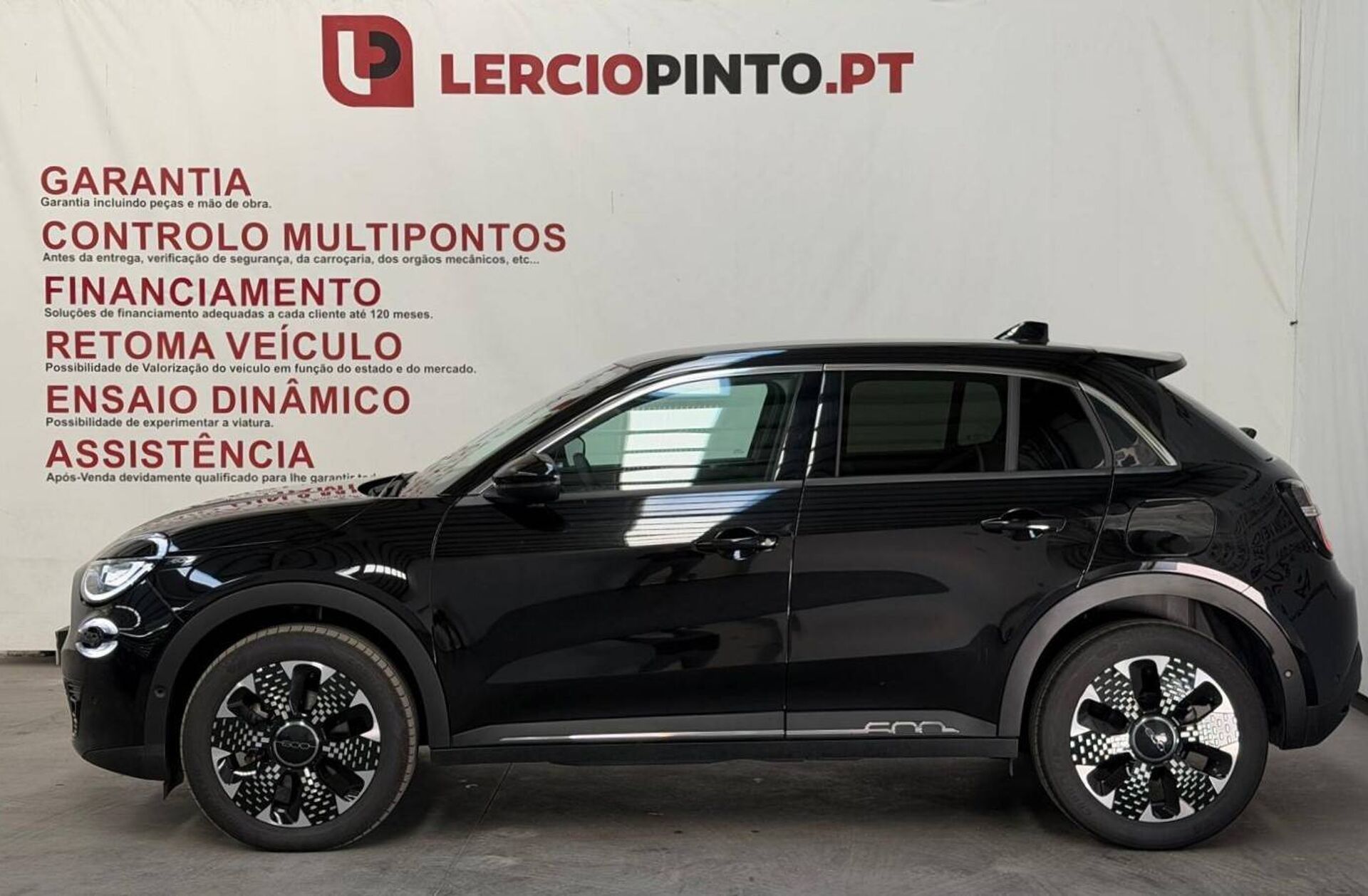 FIAT 600 1.2 Hybrid La Prima