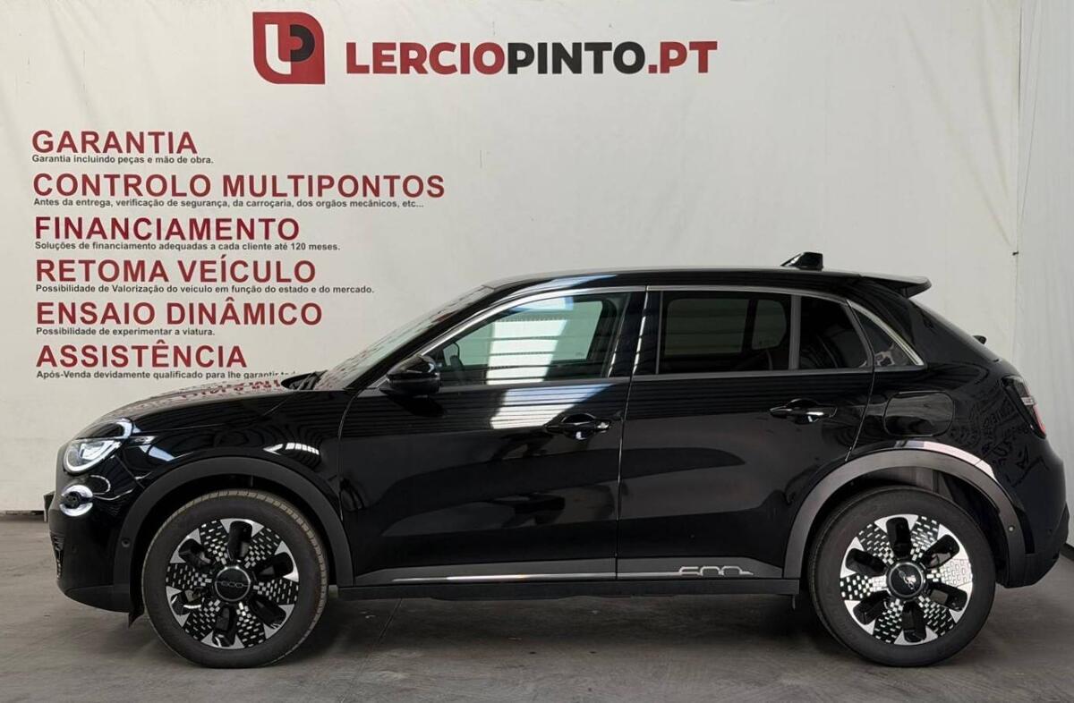 FIAT 600 1.2 Hybrid La Prima