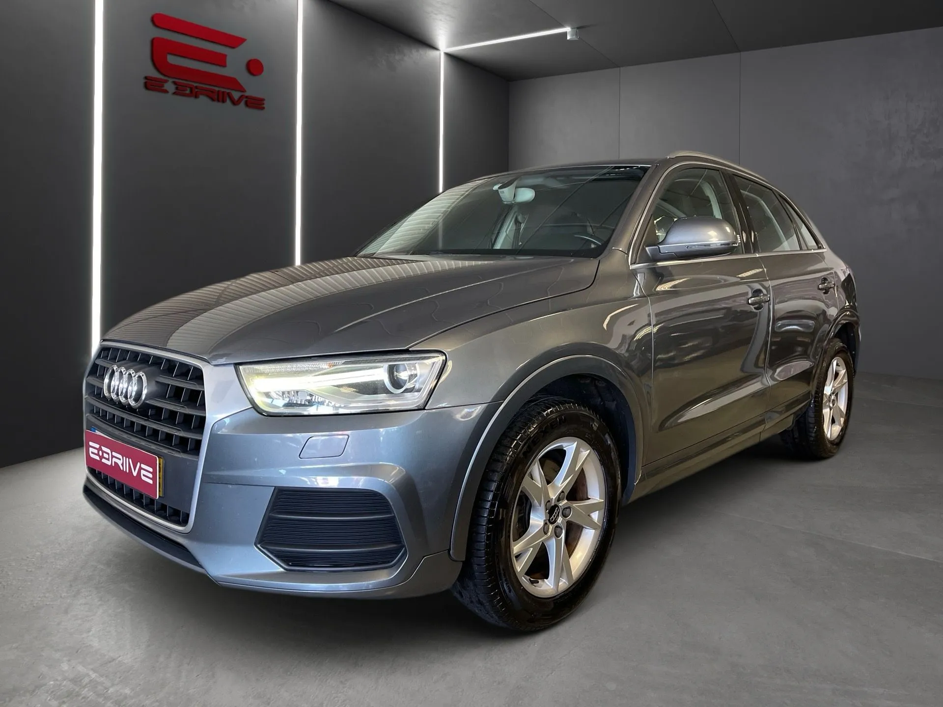 Audi Q3 2.0 TDi Sport Edition com 130 000 km por 21 900 € Edriive | Lisboa