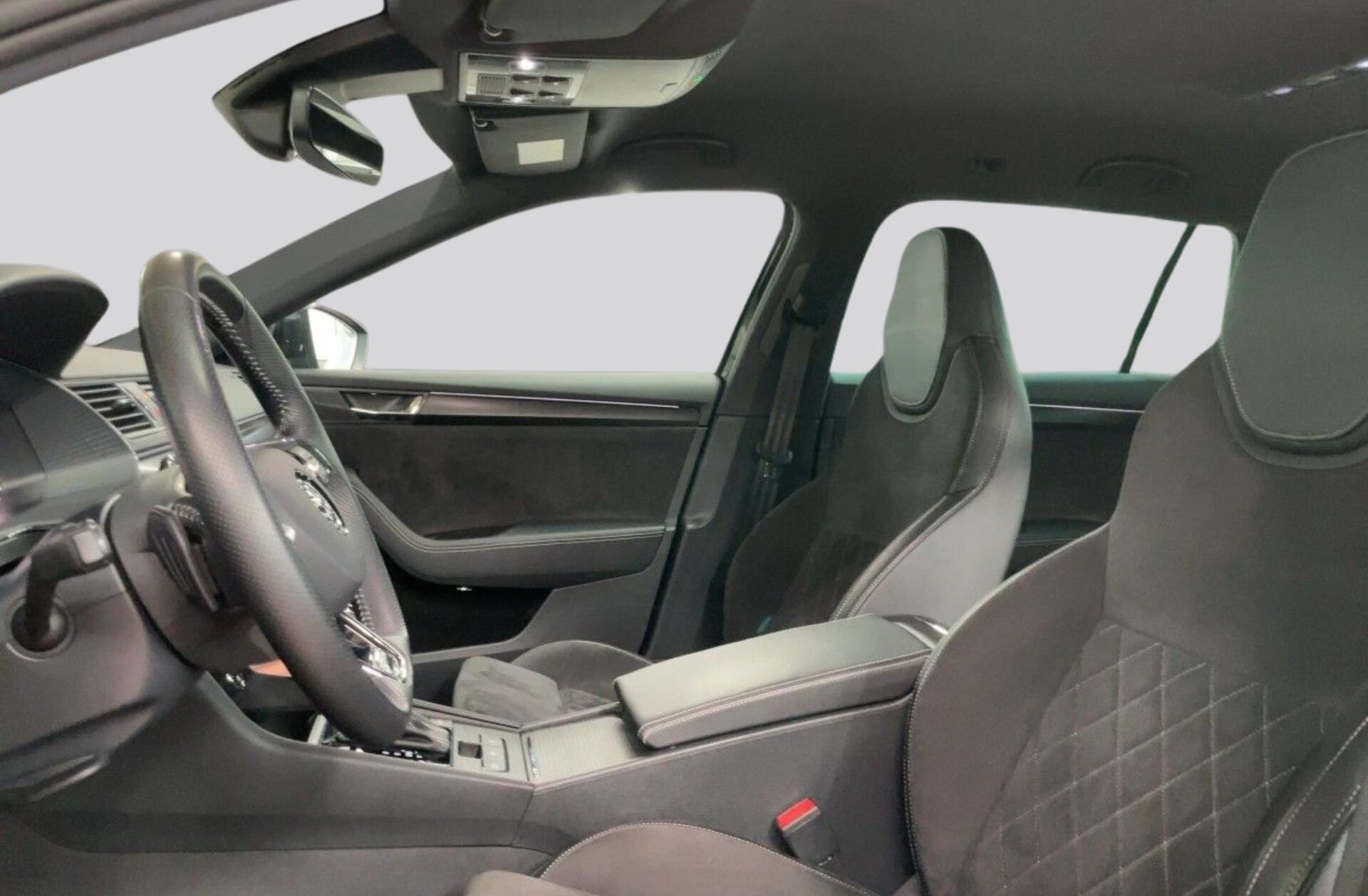 SKODA Superb 1.4 TSI iV Sportline DSG