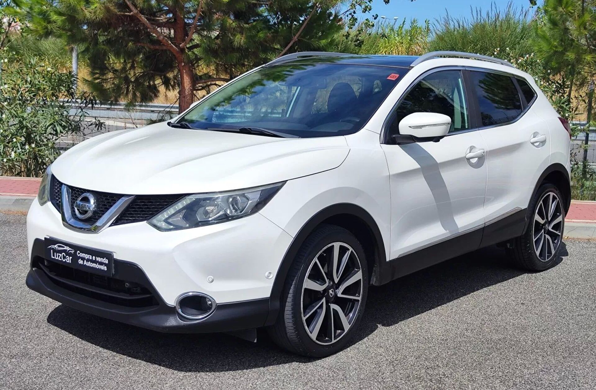 NISSAN Qashqai 1.6 dCi Tekna Xtronic