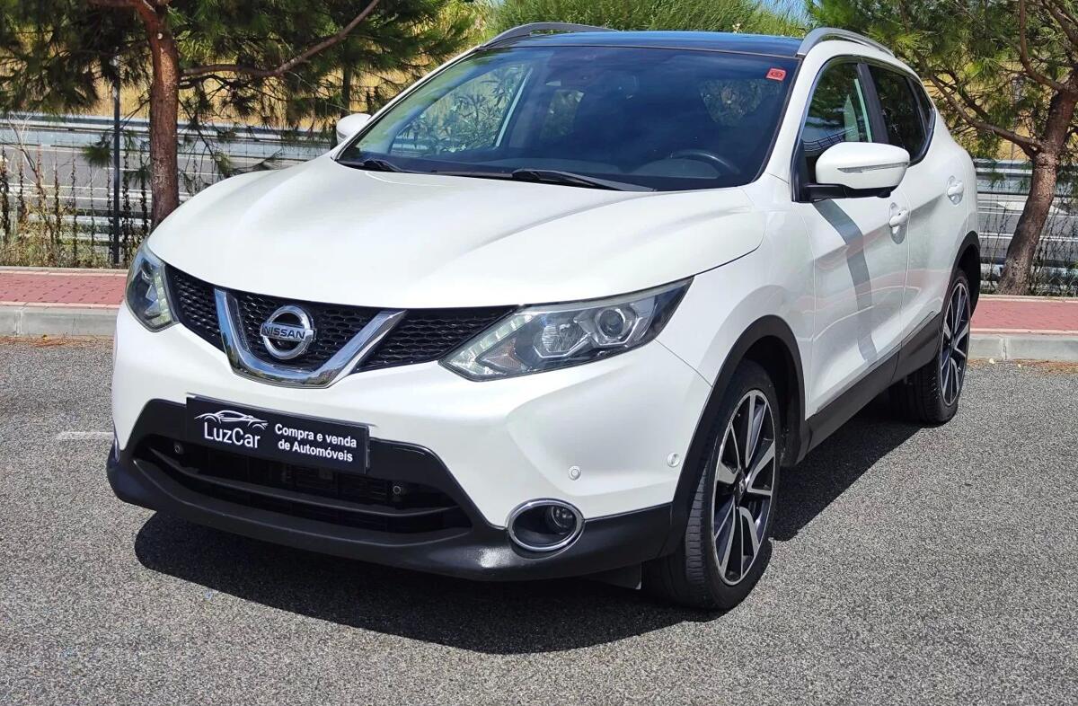 NISSAN Qashqai 1.6 dCi Tekna Xtronic