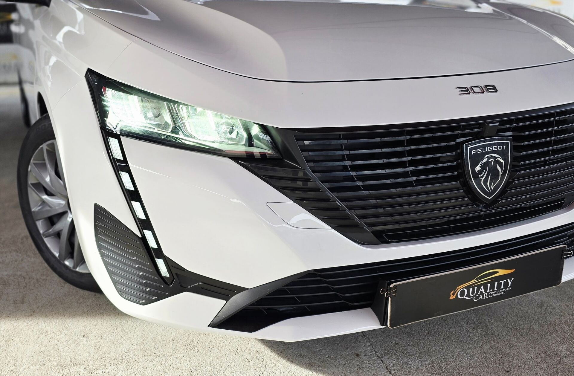 PEUGEOT 308 1.2 PureTech Active Pack